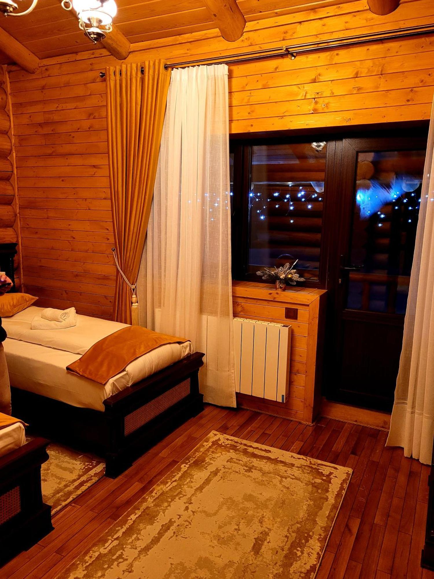 Eco-Tim Apartment Moisei Bagian luar foto