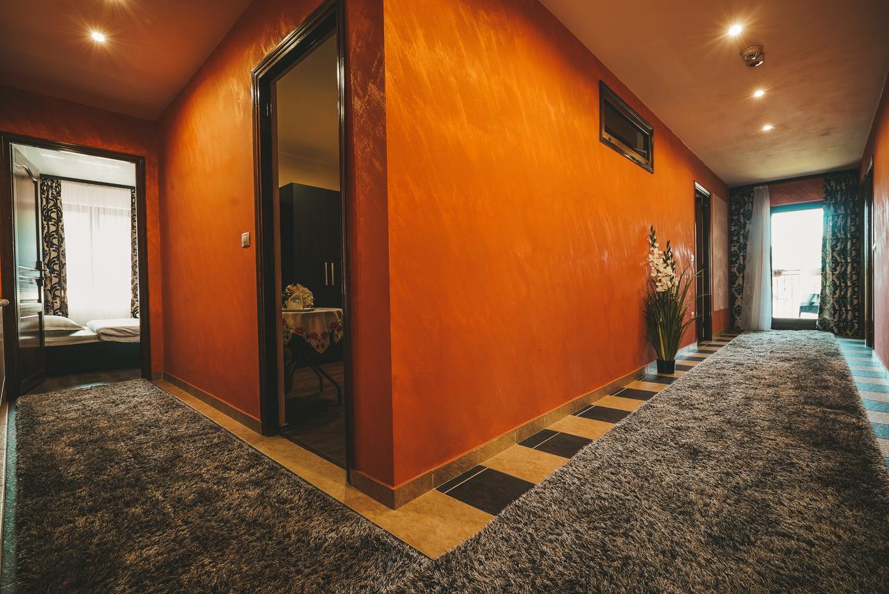 Eco-Tim Apartment Moisei Bagian luar foto