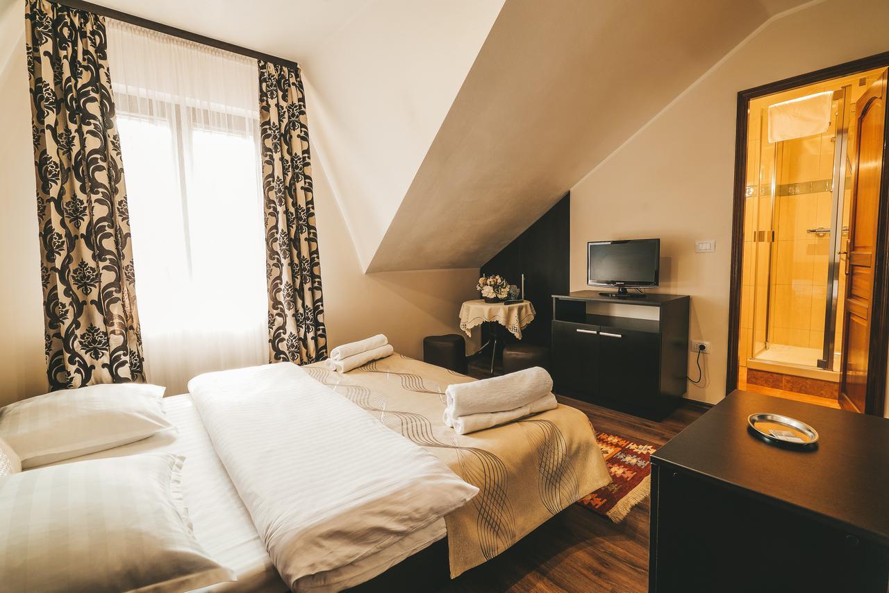 Eco-Tim Apartment Moisei Bagian luar foto