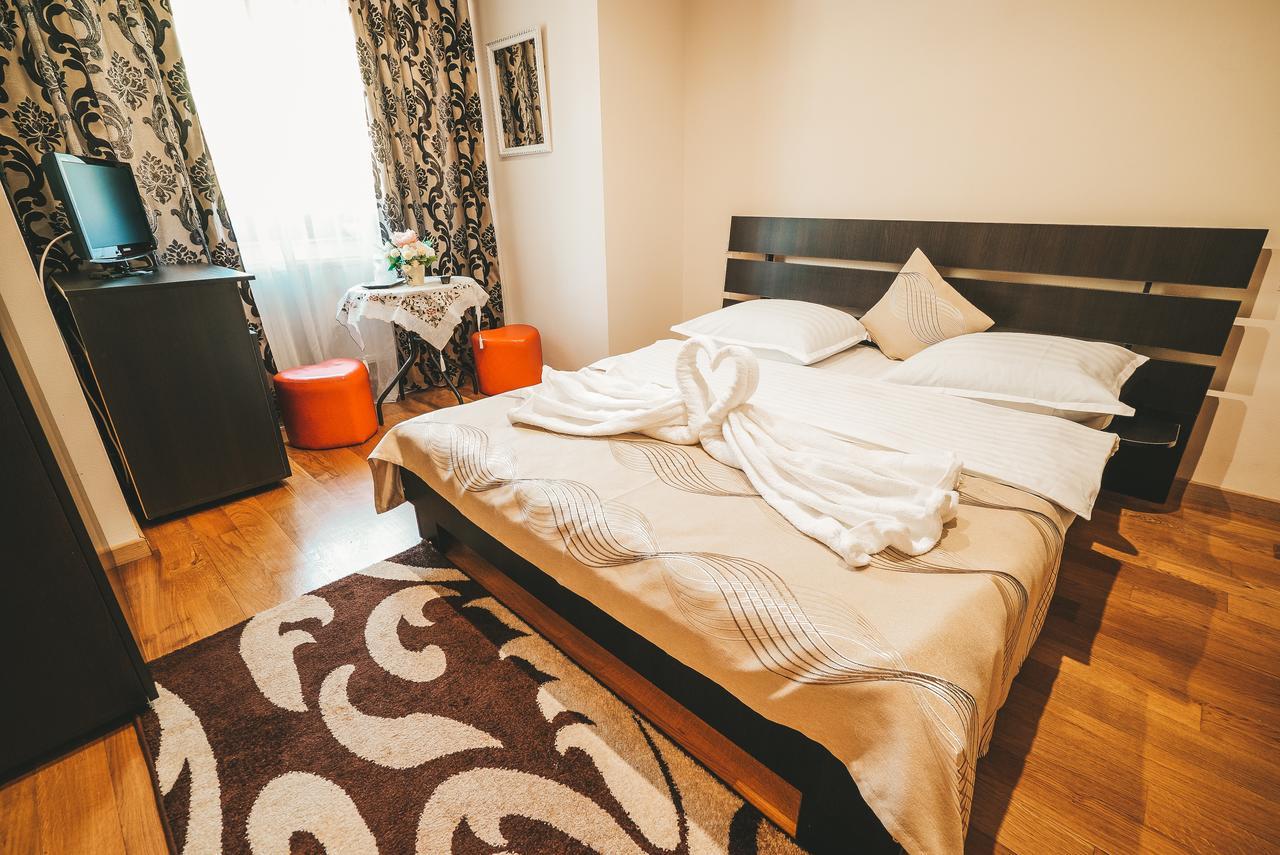 Eco-Tim Apartment Moisei Bagian luar foto