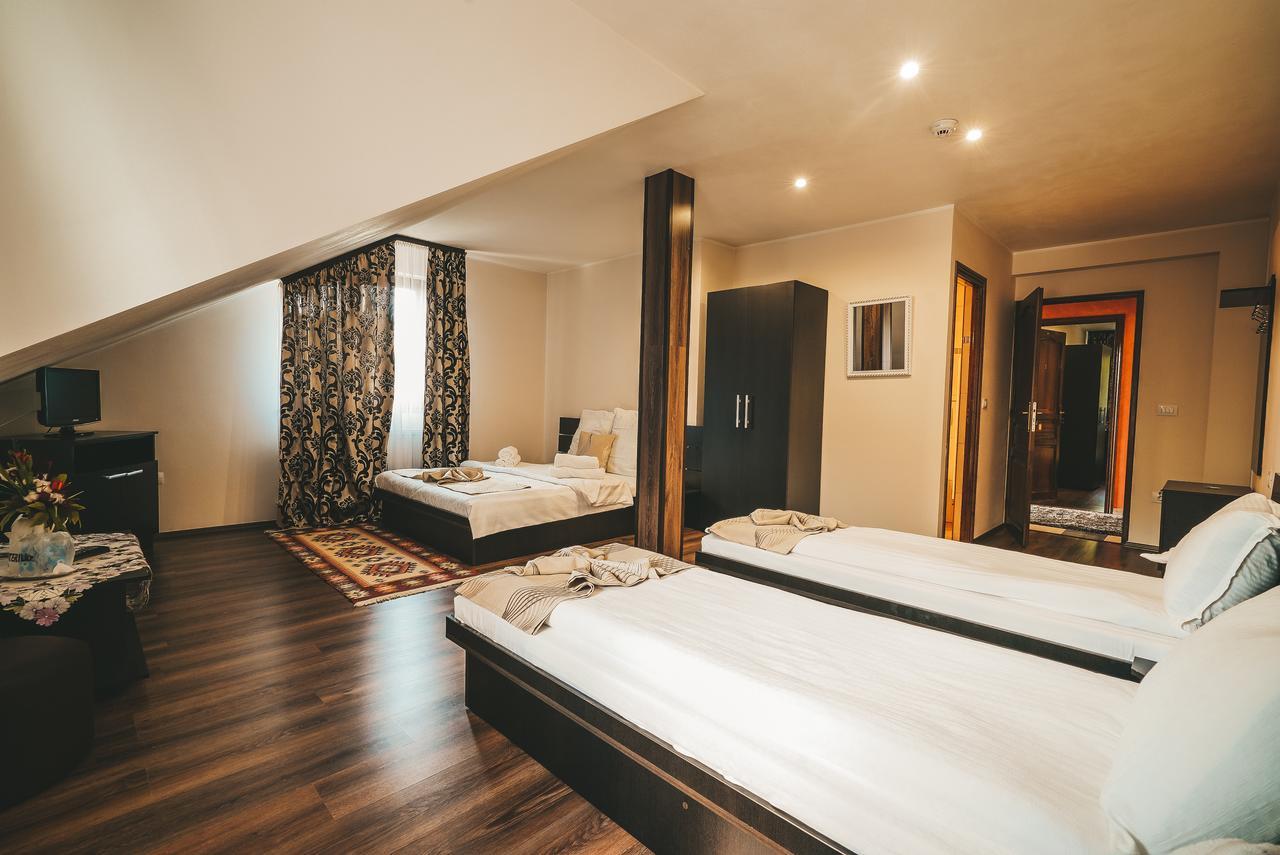 Eco-Tim Apartment Moisei Bagian luar foto